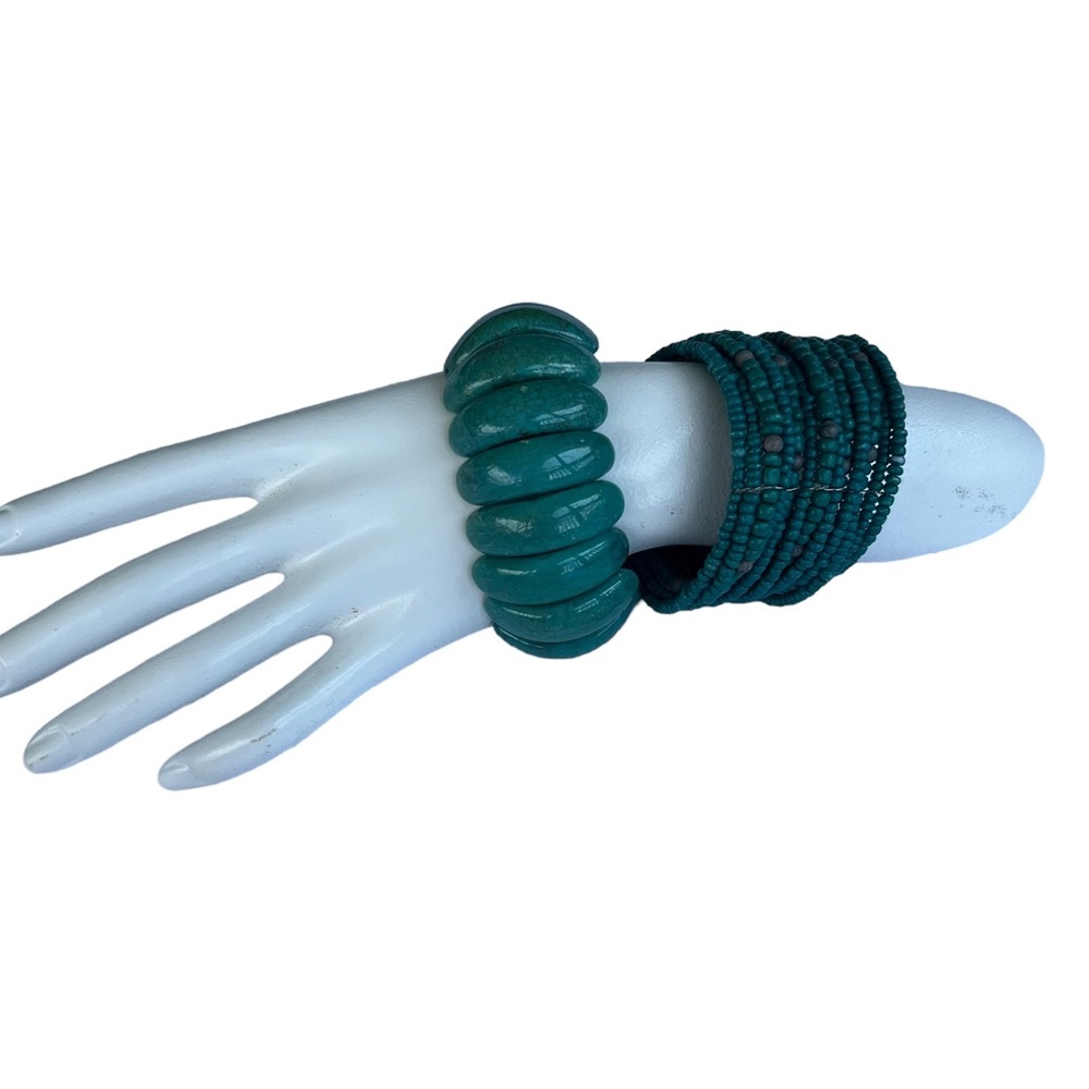 Womens set of‎ 2 turquoise color bracelets